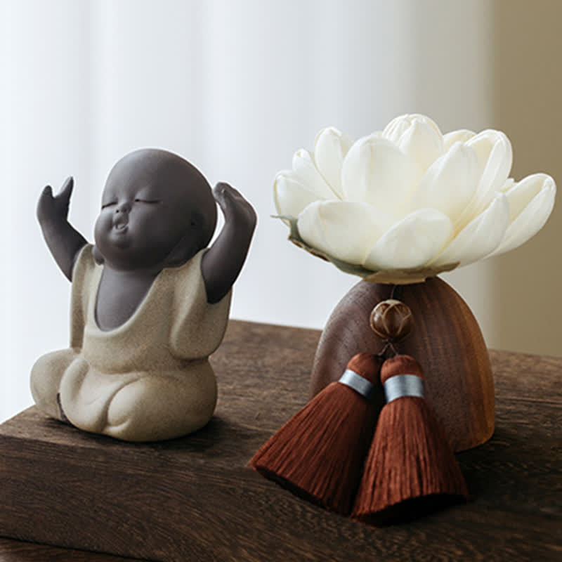 黒桃の木の仏花の癒しの装飾