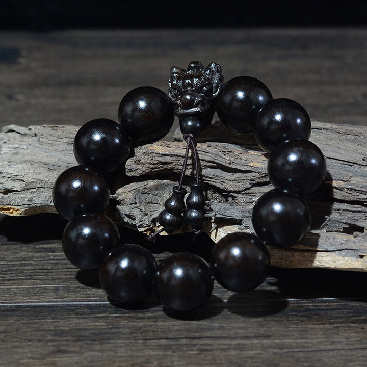Buddha Stones、ローズウッド、グリーンサンダルウッド、小葉紫檀、龍彫刻の守護ブレスレット