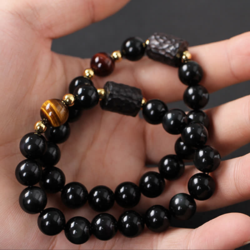 黒曜石、黒檀、赤虎目石の強さを秘めたカップルブレスレット