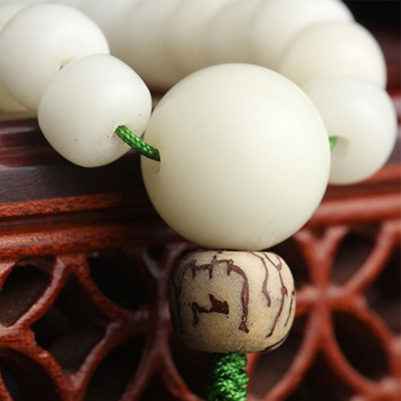 Buddha Stones 白翡翠＆菩提樹ビーズ マーラ 念珠ネックレス 蓮チャーム付き