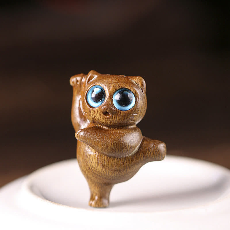 Buddha Stonesミニグリーンサンダルウッドダンシングキャット彫刻ポジティブデスクデコレーション - image 2